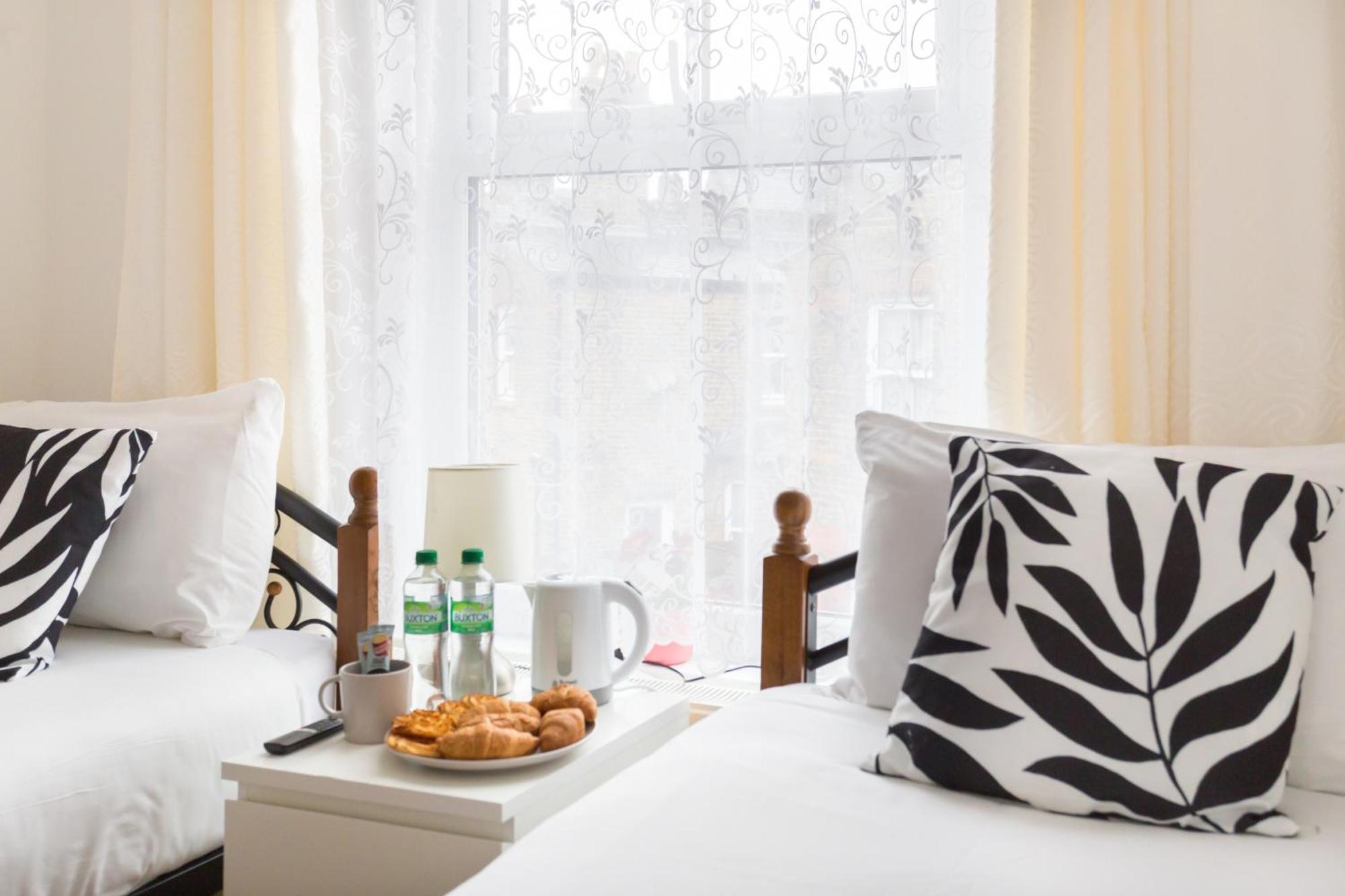 Wood Green Budget Rooms - Next To Mall & Metro Station - 10 Min To City Center Лондон Экстерьер фото