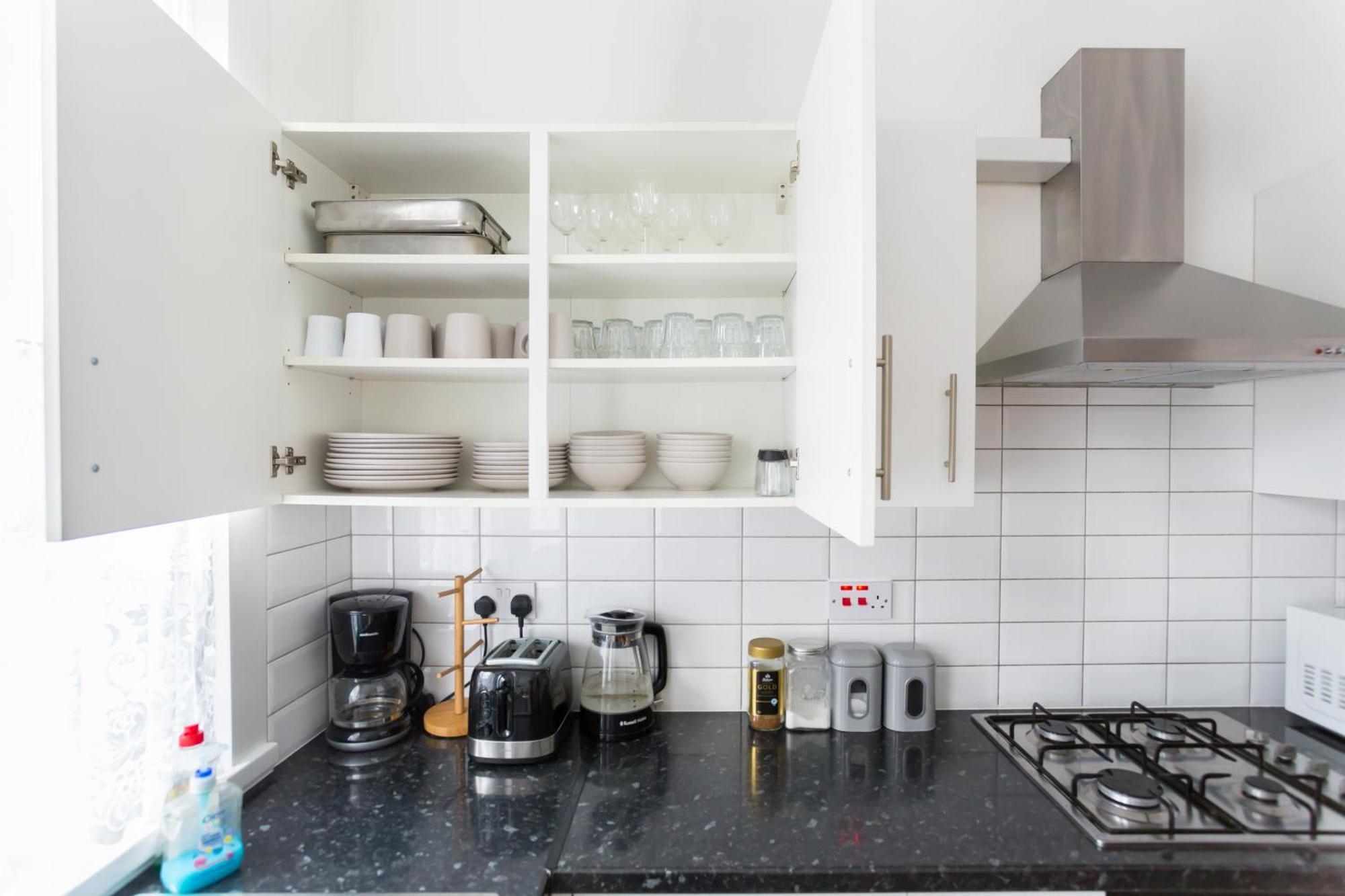 Wood Green Budget Rooms - Next To Mall & Metro Station - 10 Min To City Center Лондон Экстерьер фото